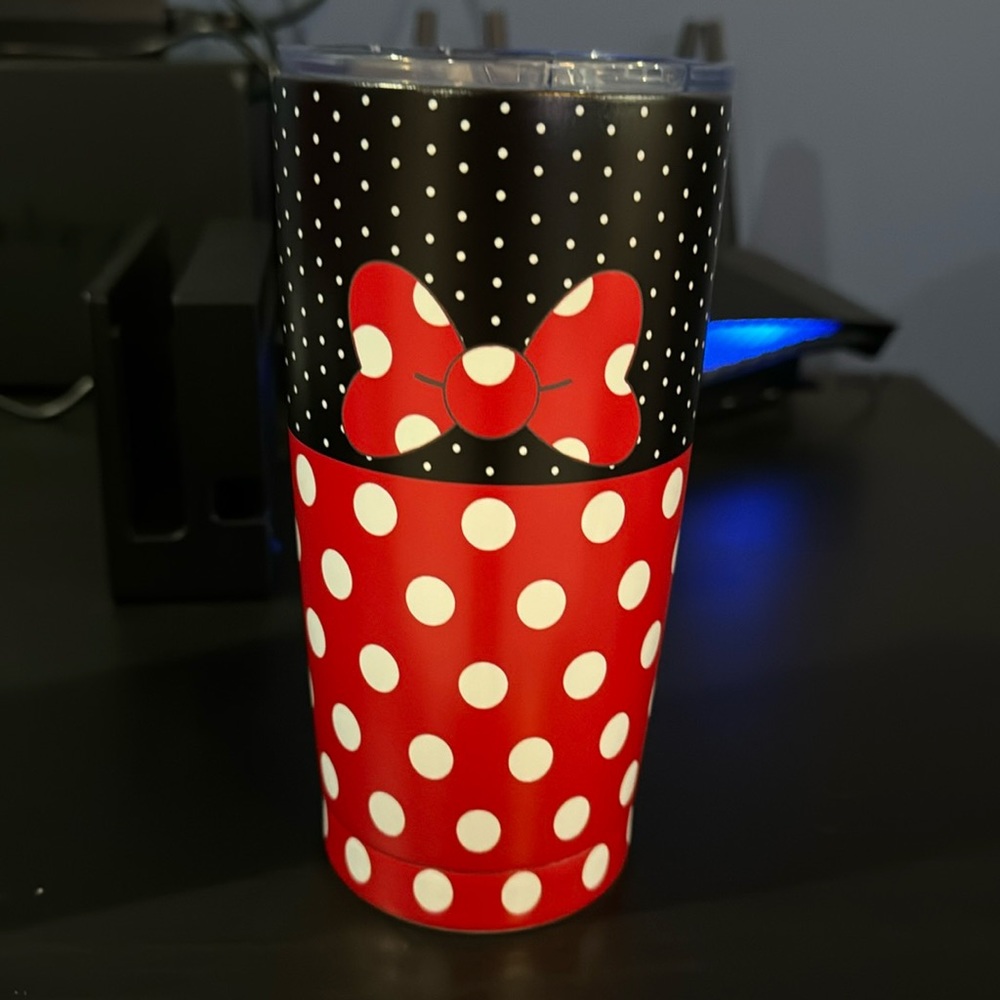 Minnie Mouse tumbler